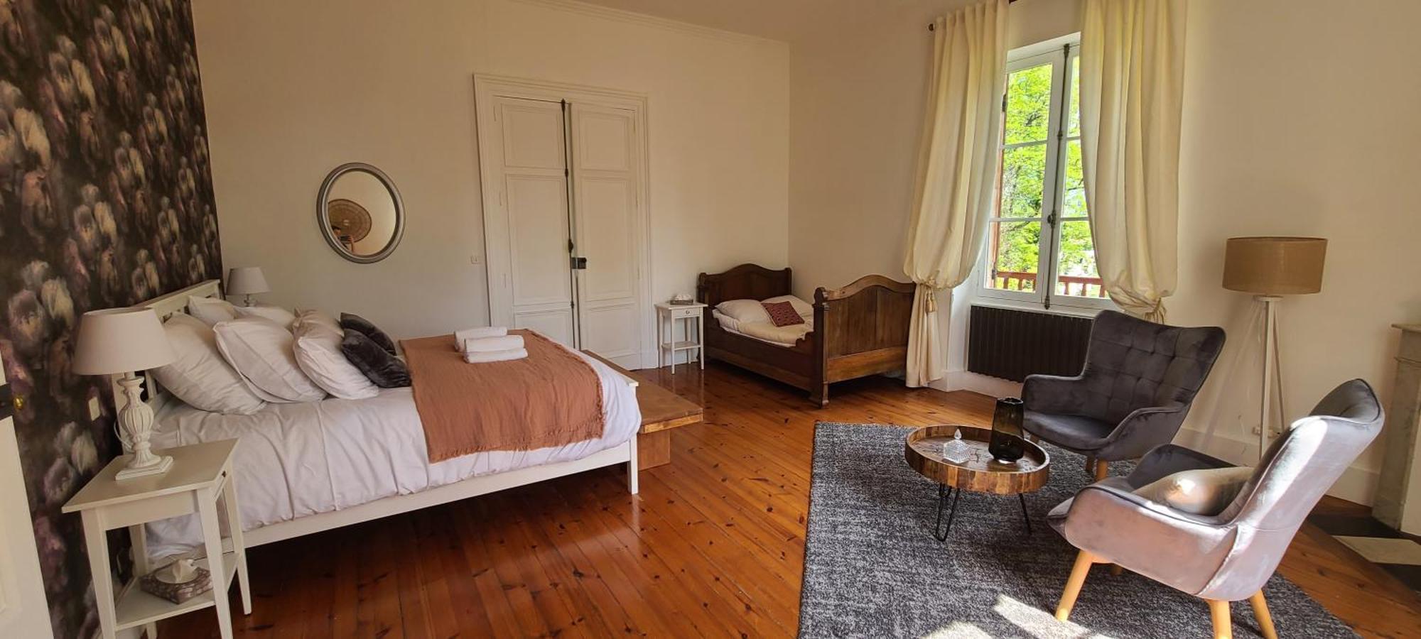 Le Manoir Du Moulin De Madame Bed & Breakfast Villeneuve-sur-Lot Dış mekan fotoğraf