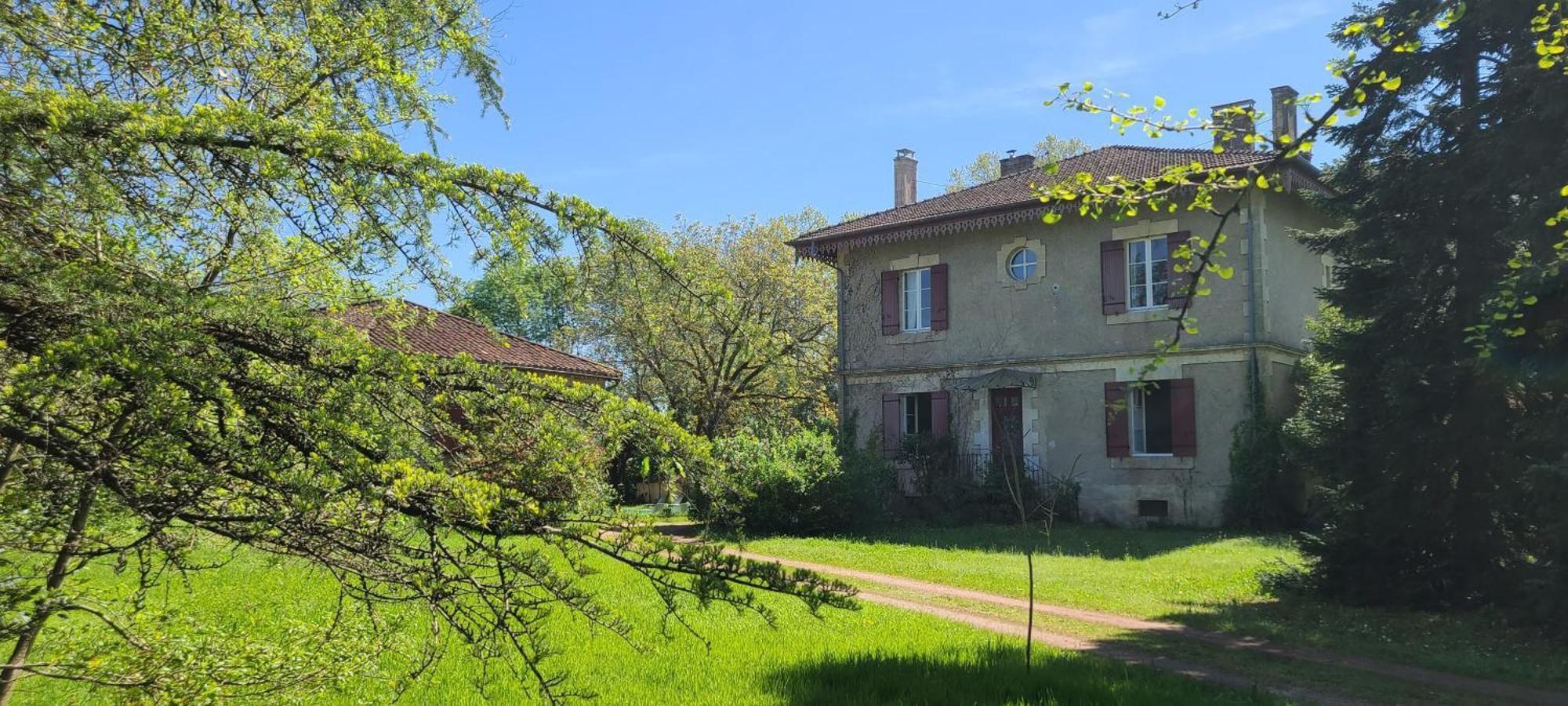 Le Manoir Du Moulin De Madame Bed & Breakfast Villeneuve-sur-Lot Dış mekan fotoğraf