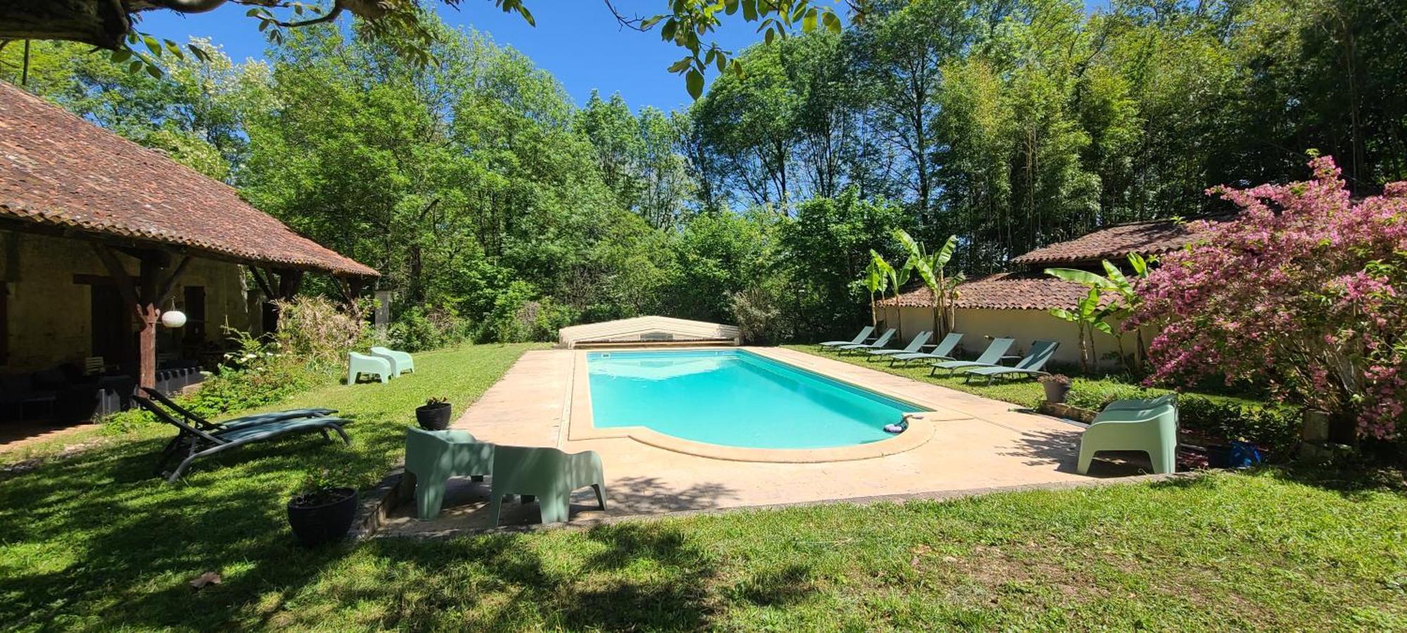Le Manoir Du Moulin De Madame Bed & Breakfast Villeneuve-sur-Lot Dış mekan fotoğraf