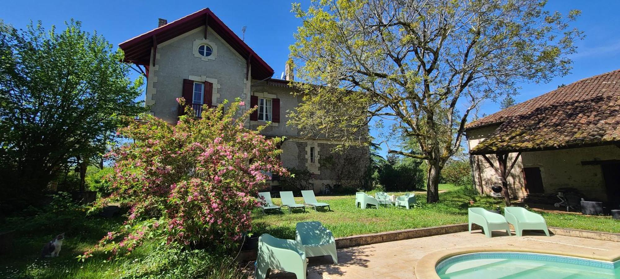 Le Manoir Du Moulin De Madame Bed & Breakfast Villeneuve-sur-Lot Dış mekan fotoğraf